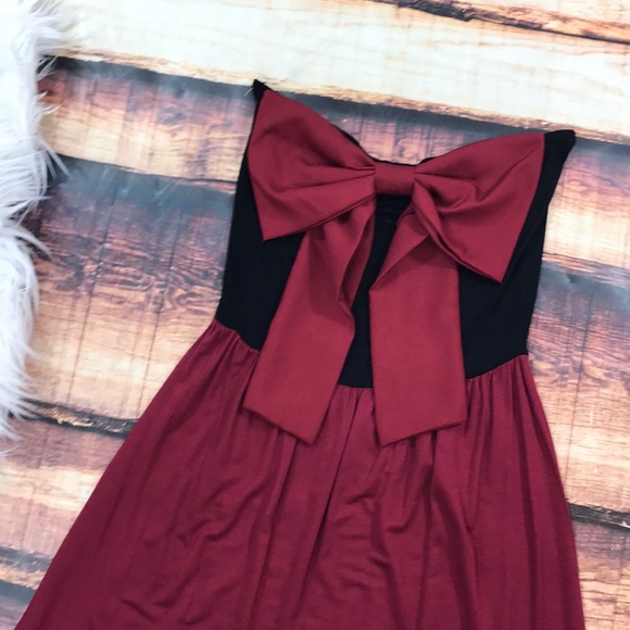 Sale! Burgundy & Black Bow Back Dress - Picture 4 of 4